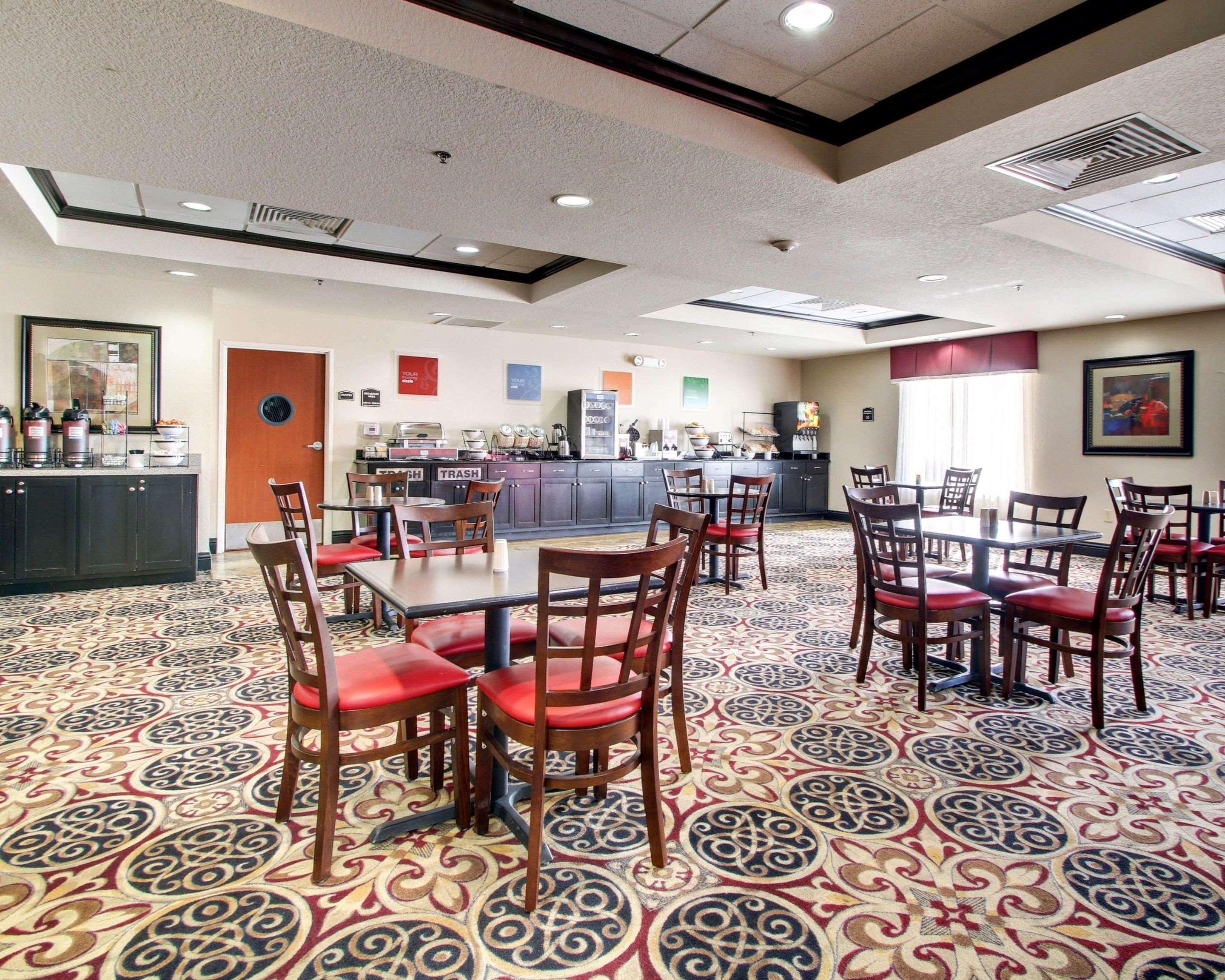 Comfort Inn & Suites Clinton Eksteriør bilde